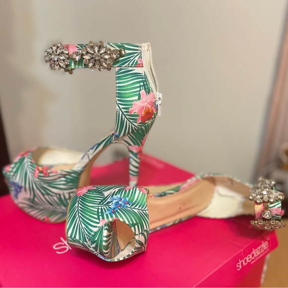 Meet Nayana - Picture 1 of 1